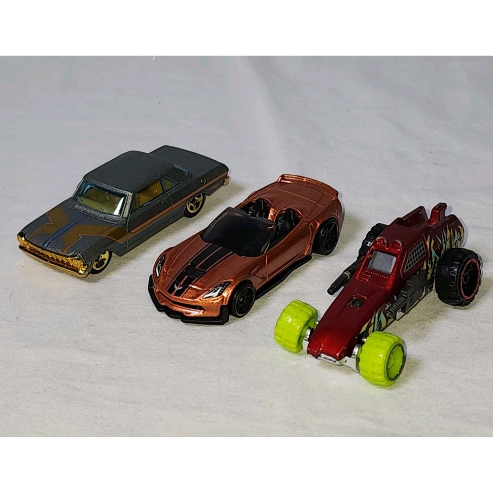 Hot Wheels Lot of 3 Die Cast Cars Vintage, Corvette 88 Chevy Toy
